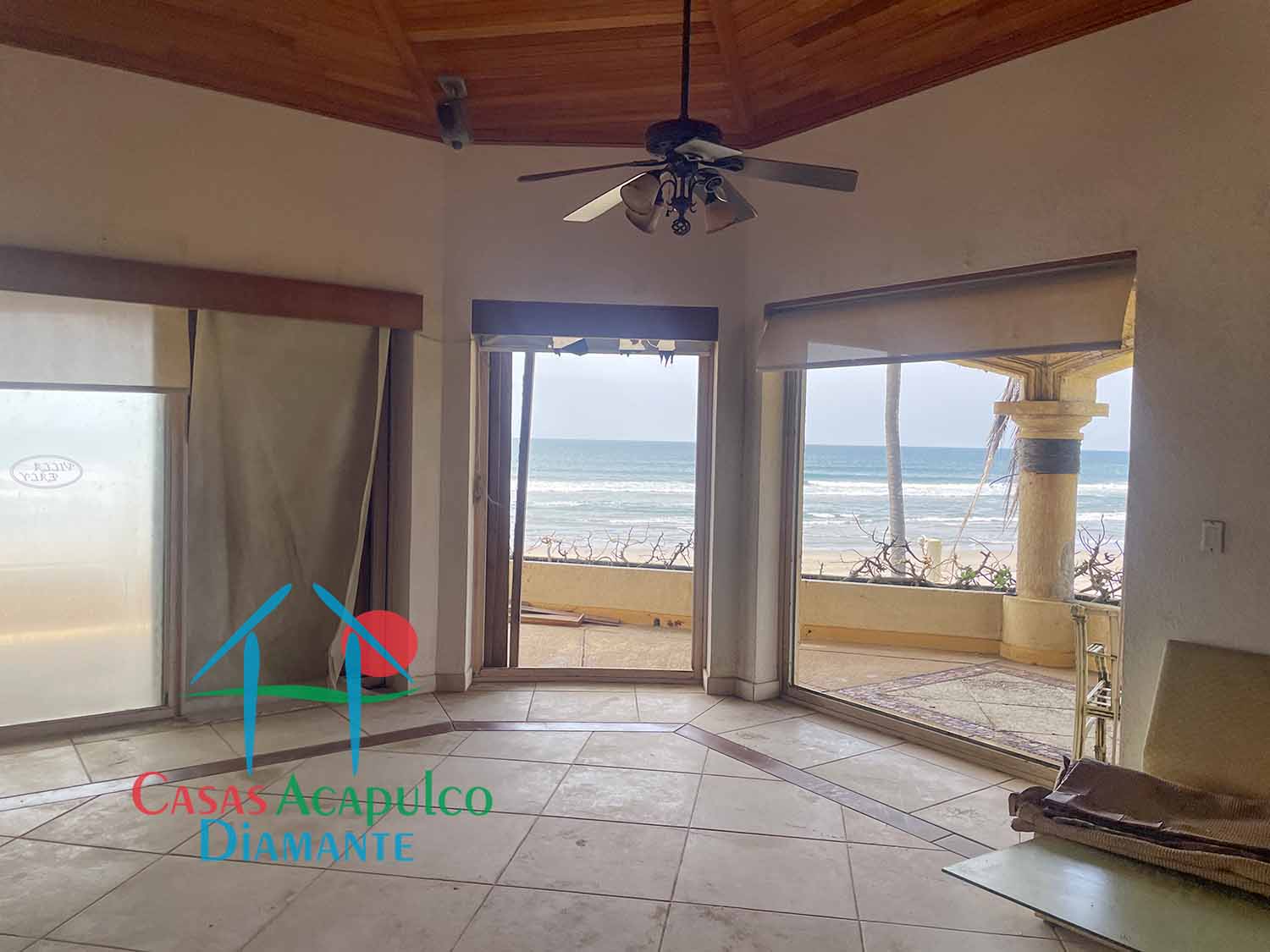 Tres Vidas Villa Universal - Salón de juegos 2